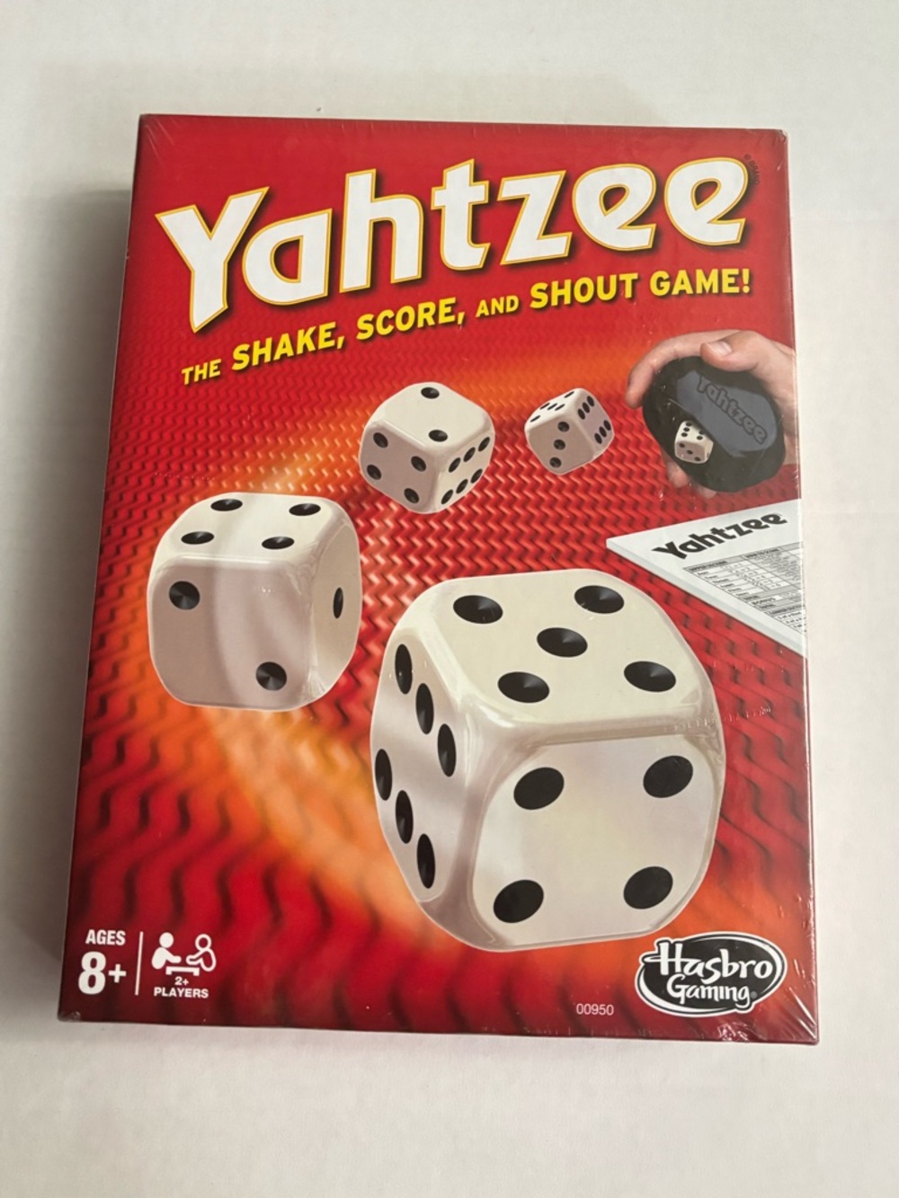 Hasbro Gaming Yahtzee Classic Dice Game Family Fun for Kids and Adults Ages 8+